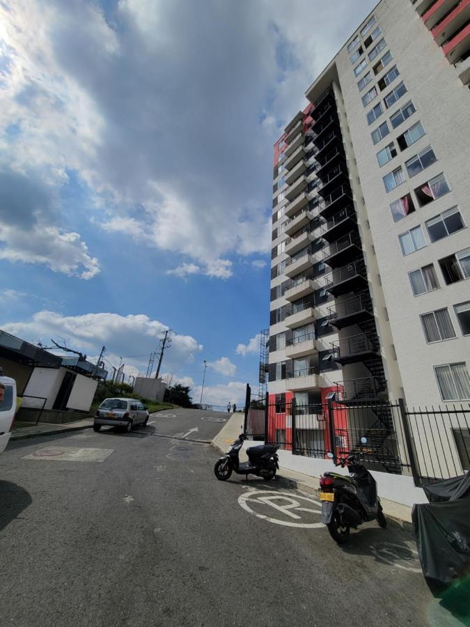 Apartamento En El Norte De Armenia, En La Via A Salento Y Filandia Con Parqueadero De Carro Armenia (Quindio)
