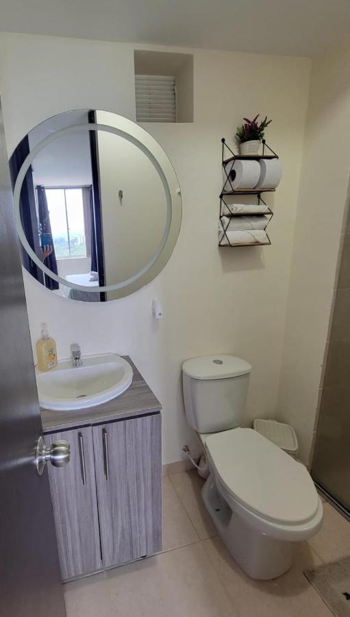 Apartamento En El Norte De Armenia, En La Via A Salento Y Filandia Con Parqueadero De Carro Armenia (Quindio)