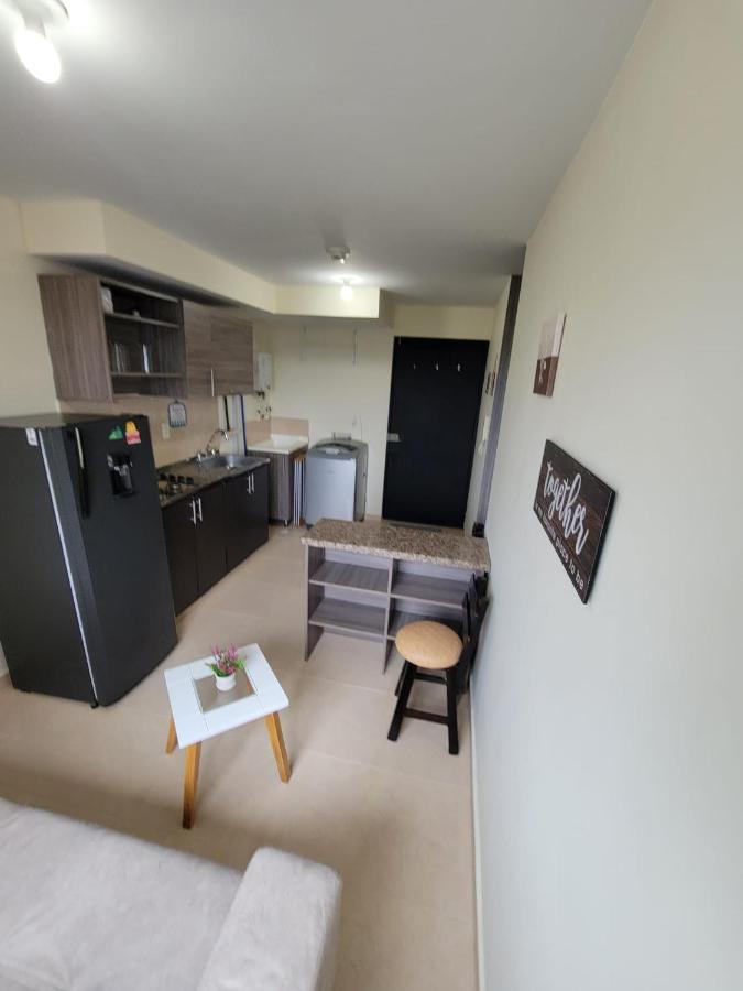 Apartamento En El Norte De Armenia, En La Via A Salento Y Filandia Con Parqueadero De Carro