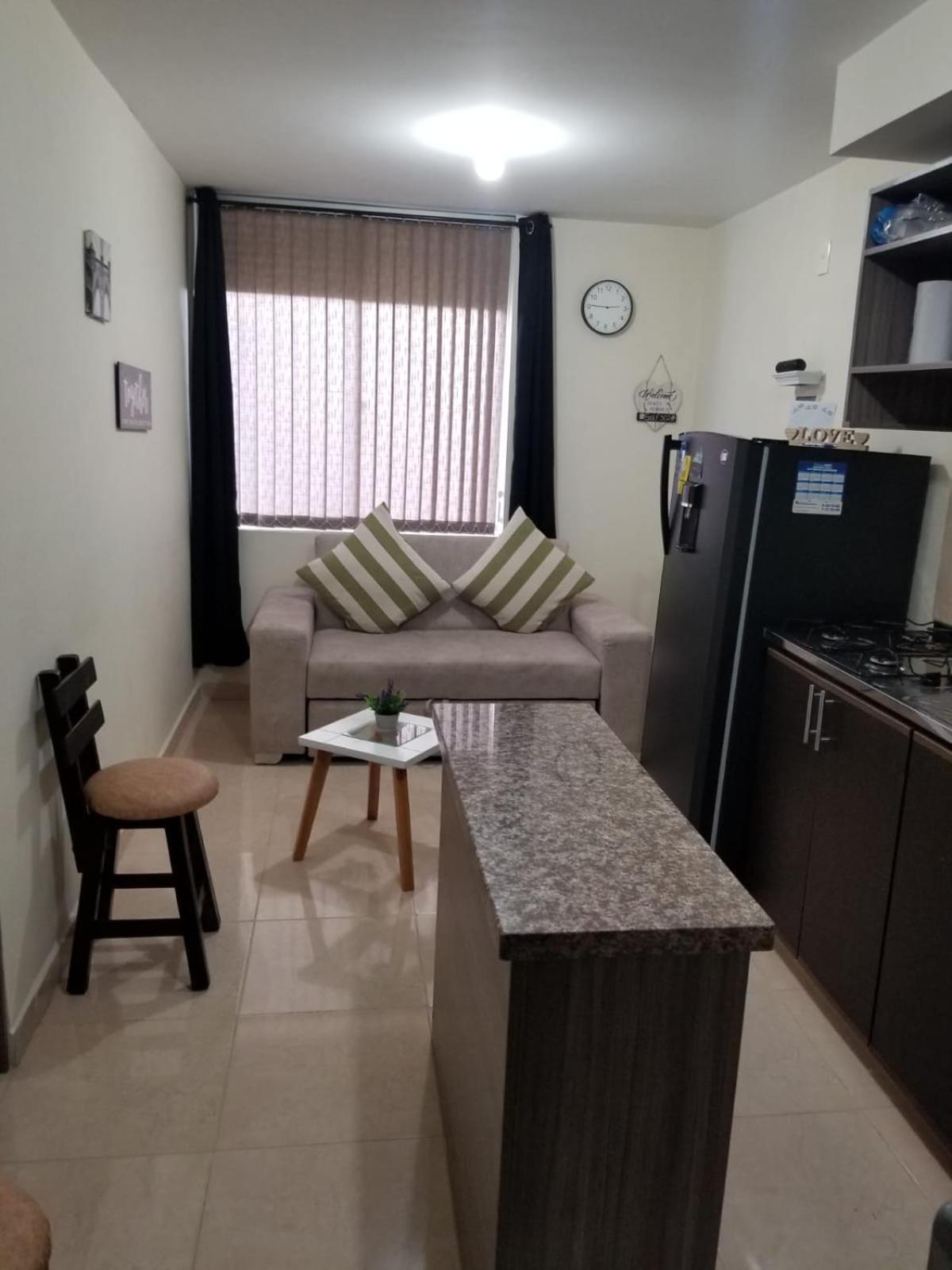 En El Norte De Armenia, En La Via A Salento Y Filandia Con Parqueadero De Carro Apartamento *